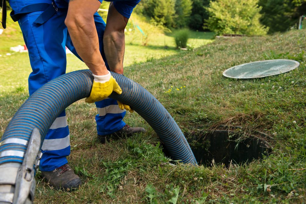 Ways to Deal With a Clogged Sewer Image